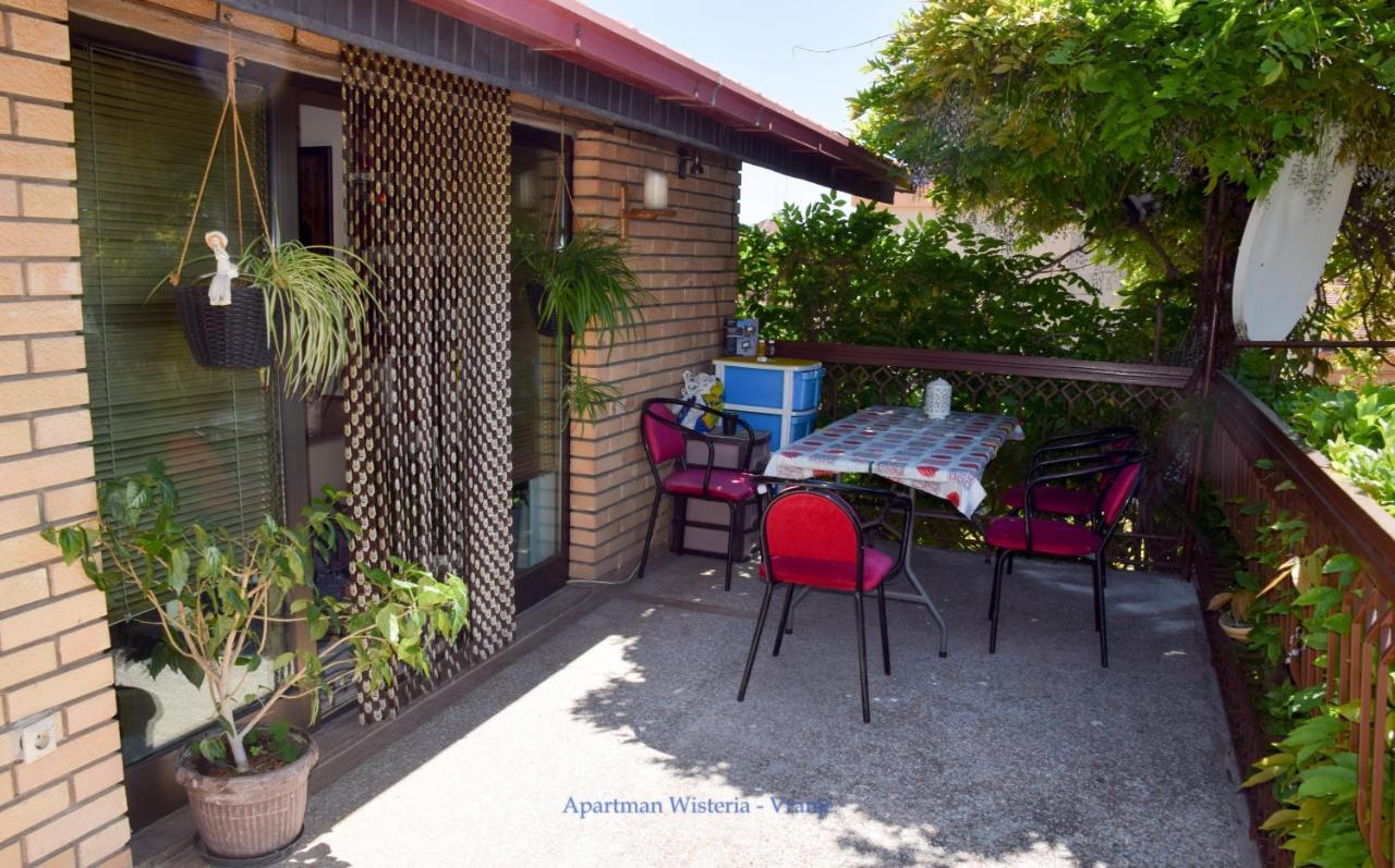 Apartman Wisteria Vranje Esterno foto